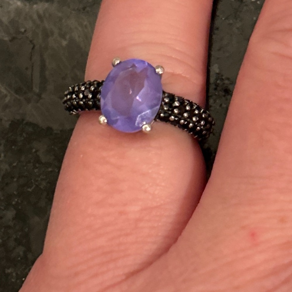 Genuine Jadeite w/ Onyx accent stones, Ring